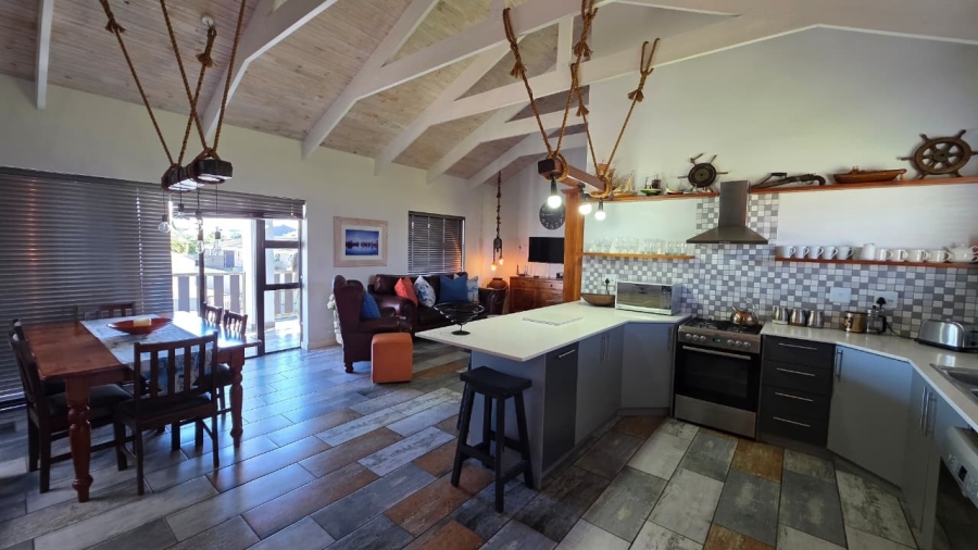5 Bedroom Property for Sale in Myburgh Park Western Cape